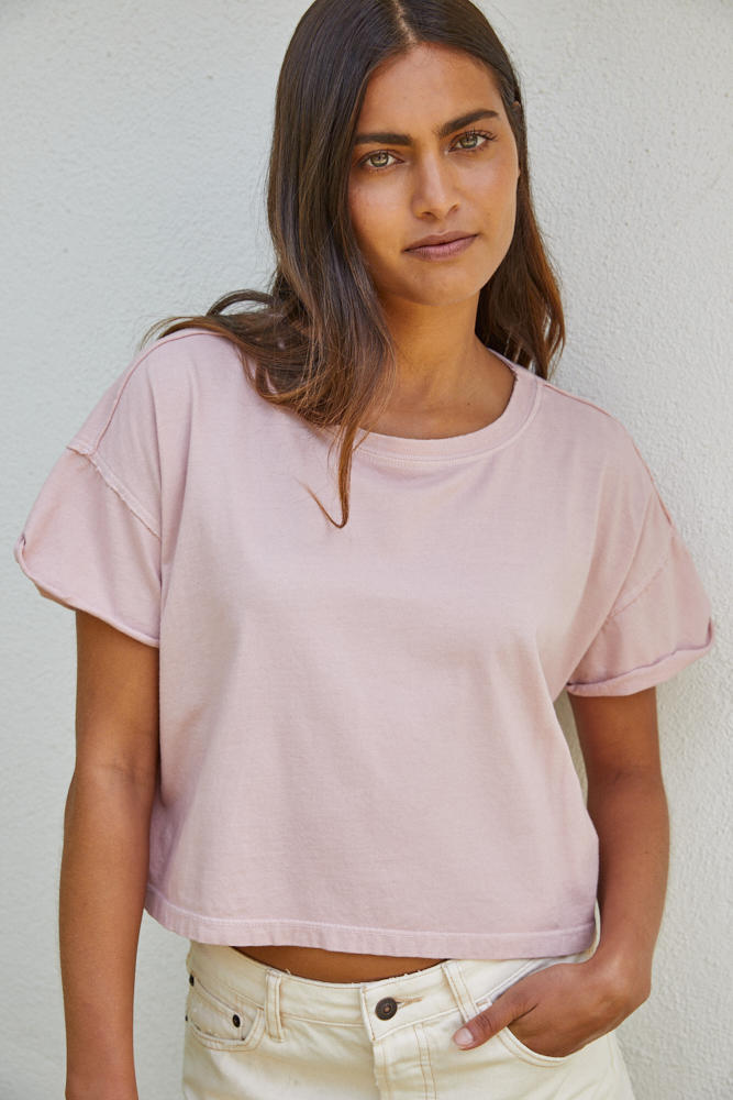 Caden Cropped Tee in Rose