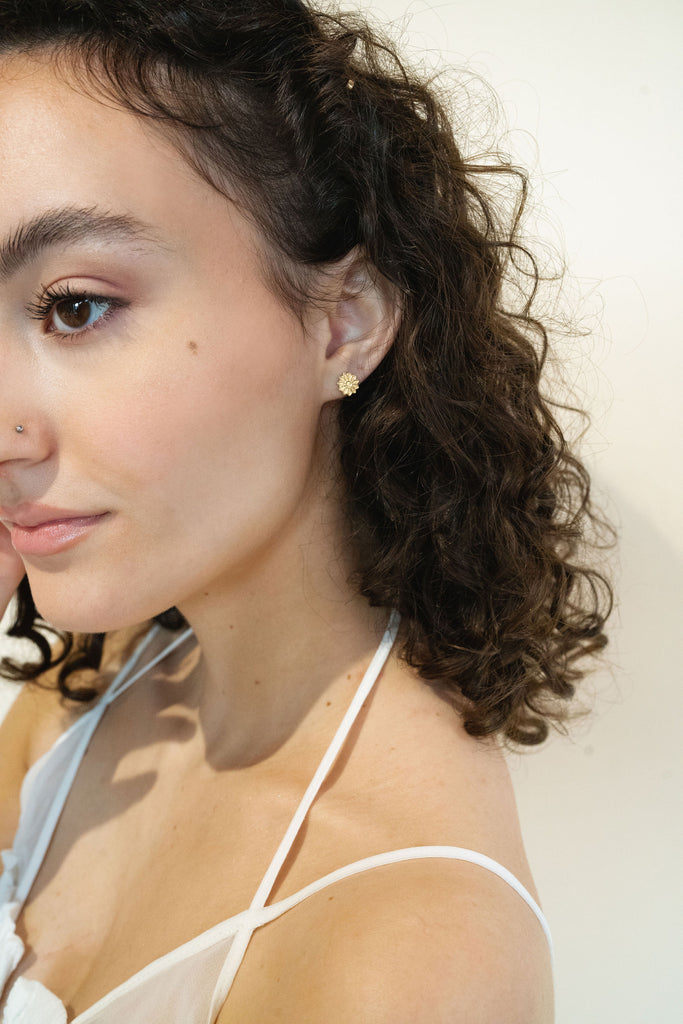 Daisy Stud Earrings in Brass