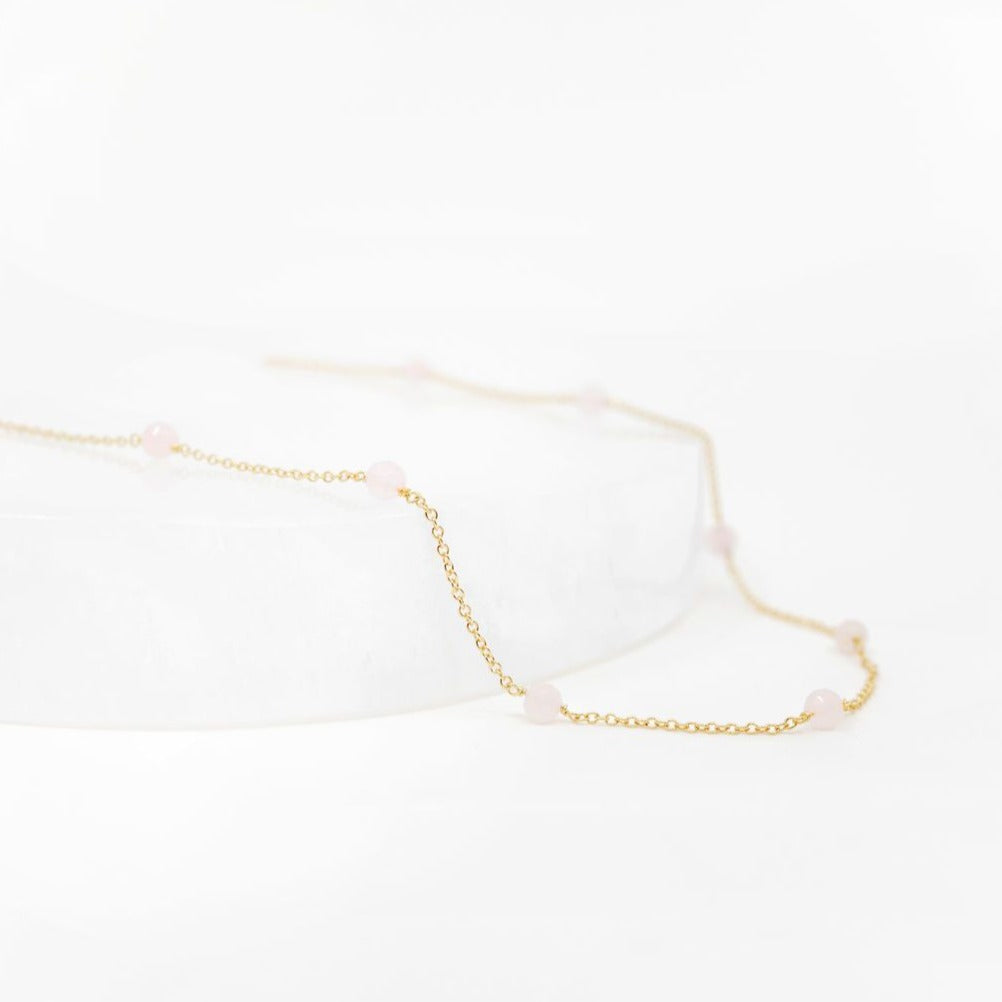 Rose Quartz Drop Choker Necklace in Gold