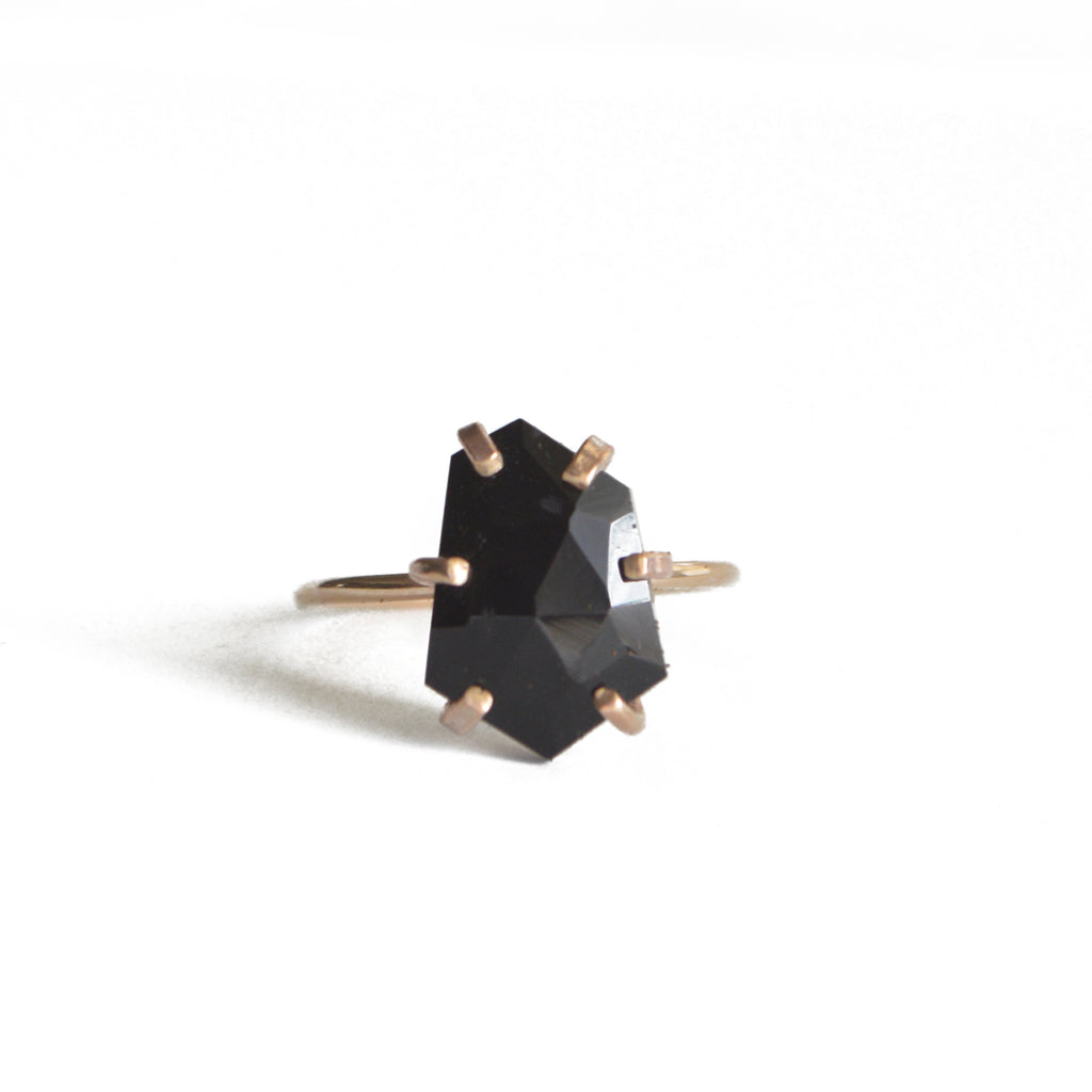 rose cut onyx black stone gemstone birthstone minimalist ring